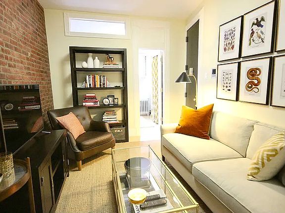 2nd image of 145 Waverly Pl APT 1E
