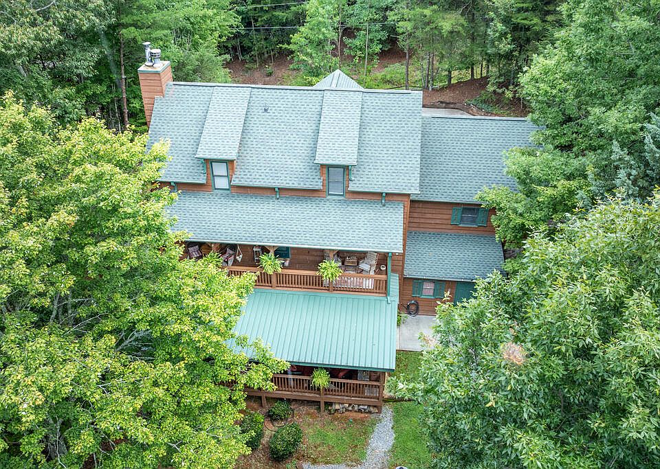 1st image of 427 N Lake Dr