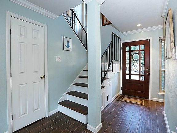 4th image of 739 Worthshire St