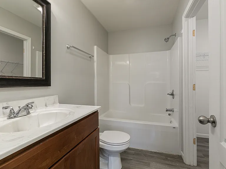 3 full bathrooms