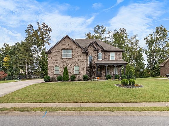 5th image of 2983 Prince Dr