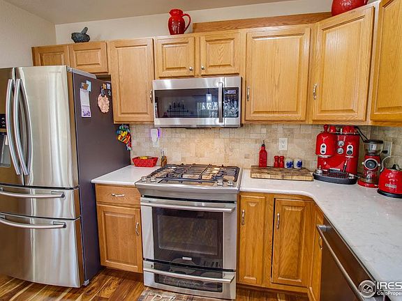 4th image of 3528 Loveland Ave