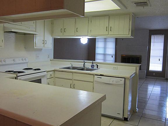 Bright White Kitchen!