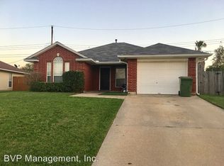 1504 Prairie Dr, Bryan, TX 77802
