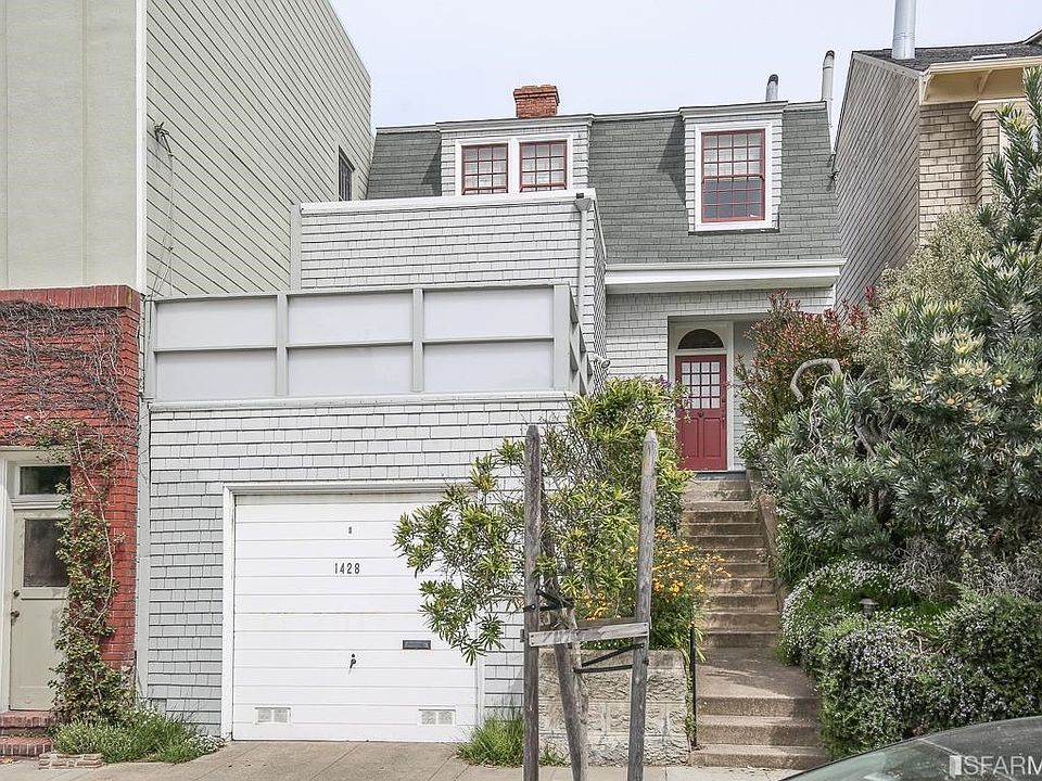 1st image of 1428 Lake St