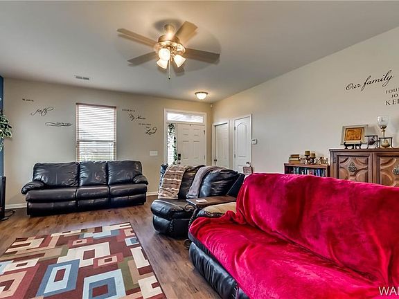 5th image of 1483 Maxwell Cir