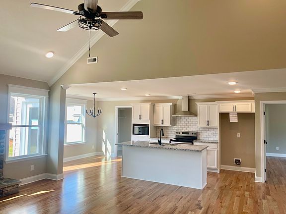 3rd image of 3125 Brookmore Trl NW