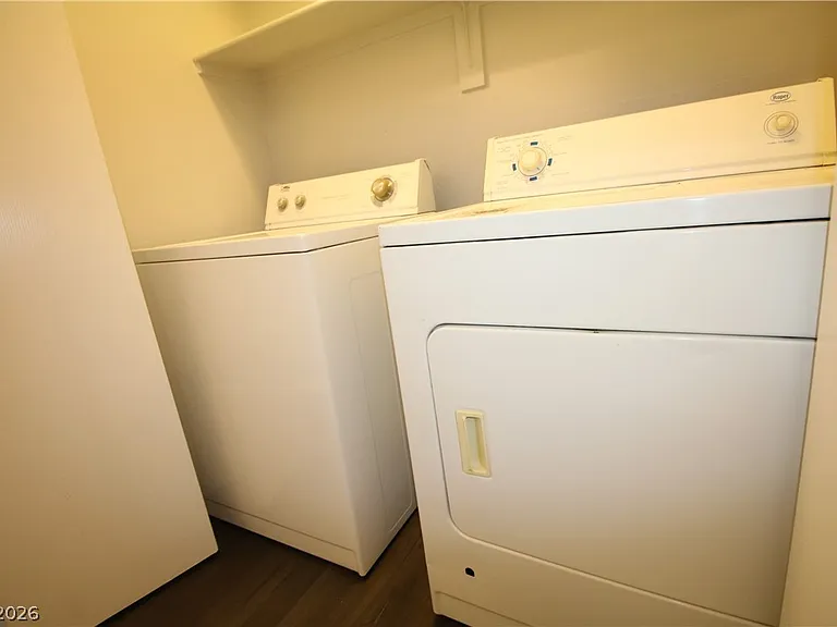 7868 Steamboat Springs Ct — Photo 24