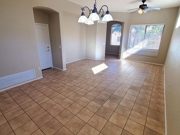 5th image of 2213 W Morning Dream Ln