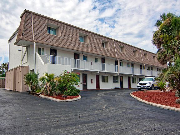 2nd image of 60 Vining Ct #40