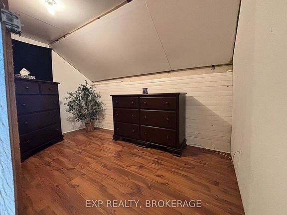 4th image of 1256 Elm Tree Rd