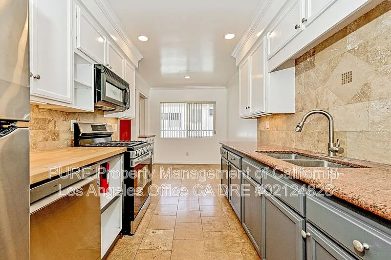 3 bed, 2.0 bath, 1250 sqft, $3,995 — Photo 4