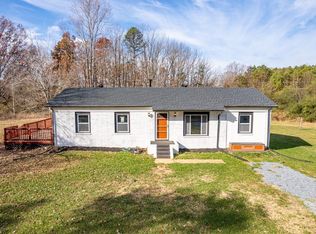 6137 Three Creeks Rd, Gladys, VA 24554