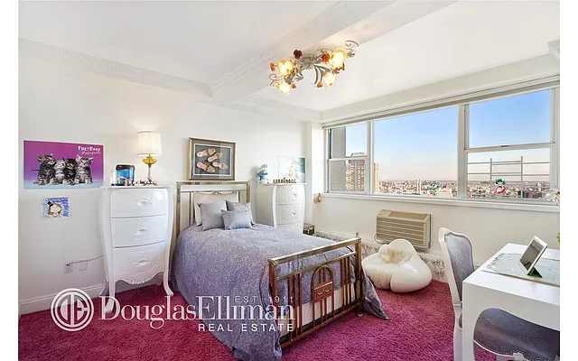 Sold by Douglas Elliman | media 16