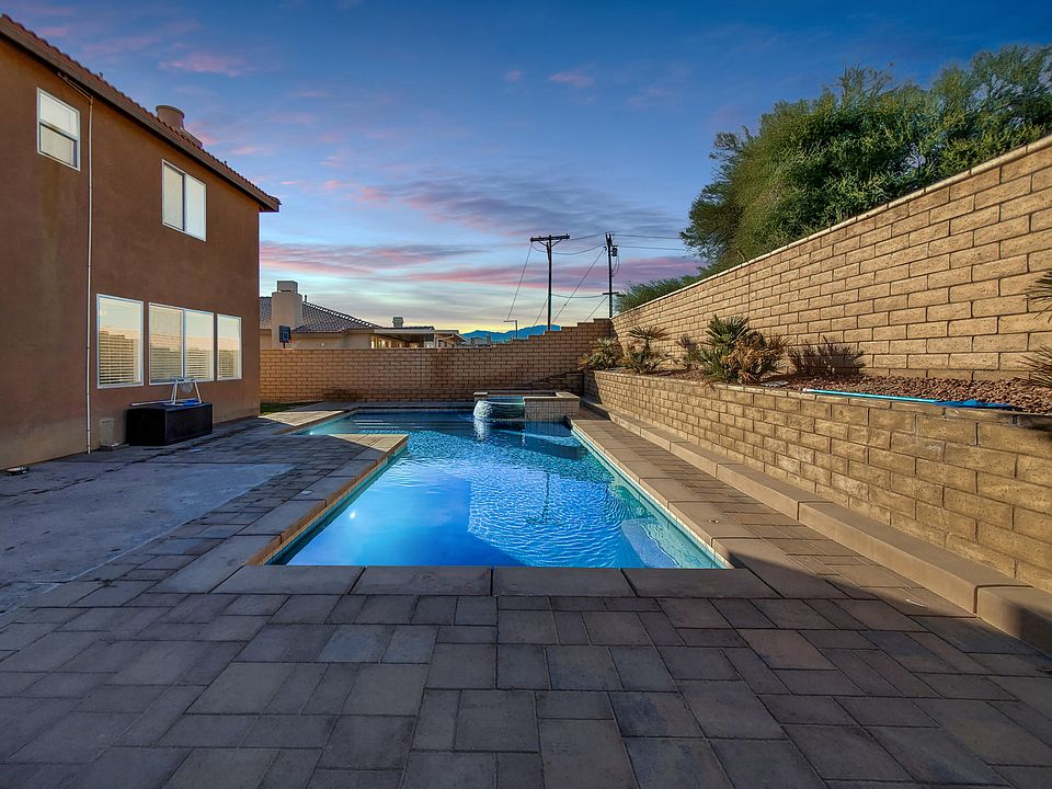 1st image of 79872 Camden Dr