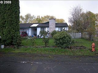 2nd image of 830 NE Faloma Rd