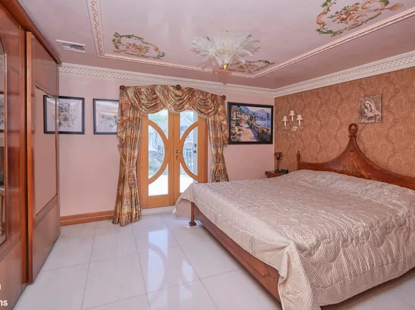 1068 82nd Street image 13 of 24