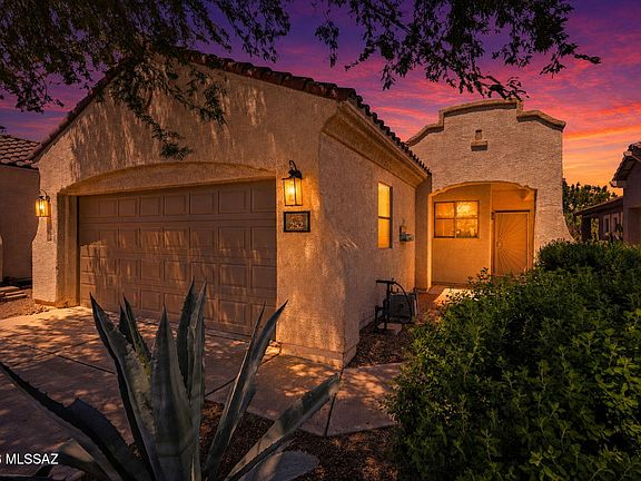 2nd image of 252 W Calle Media Luz
