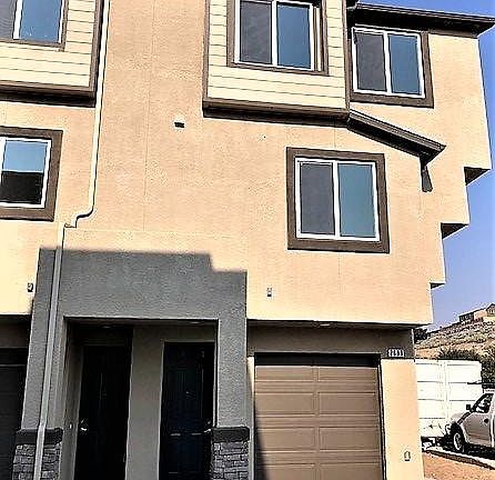 2nd image of 2999 Silver River Ln