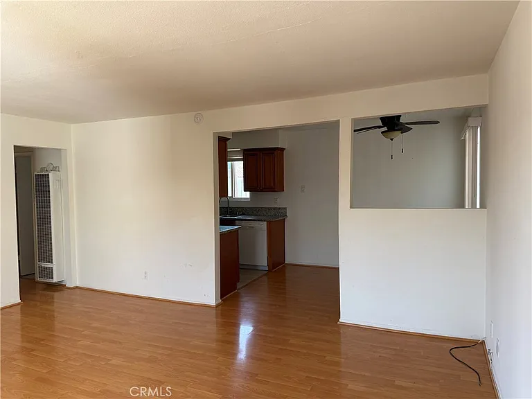 222 20th St — Photo 4