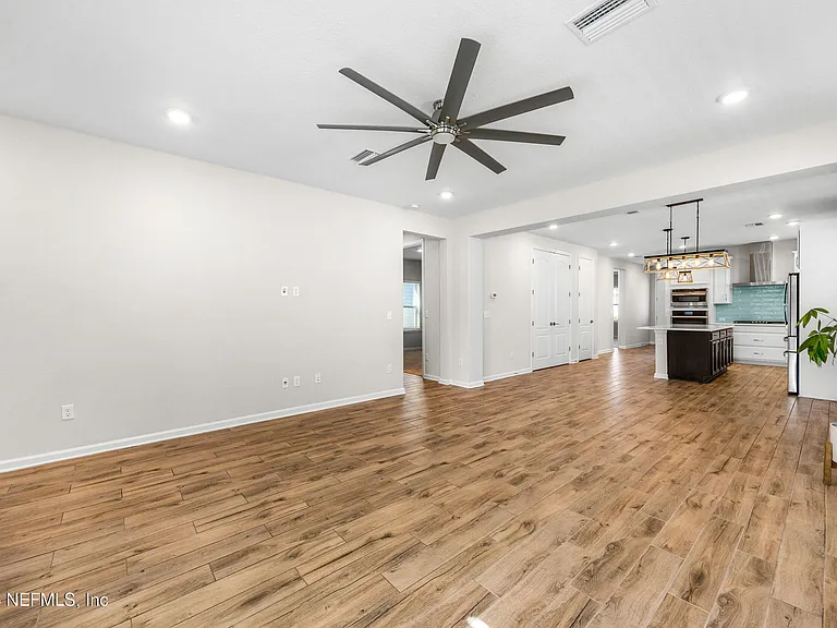73 Bluebonnet Way — Photo 6