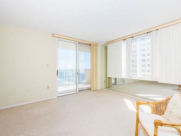 5th image of 2947 S Atlantic Ave APT 1102