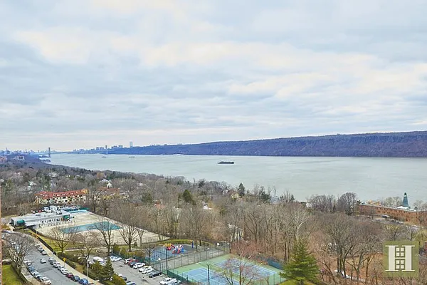 Sold by Halstead Real Estate | media 26