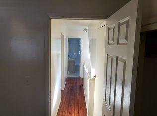11848 200th St #2, Saint Albans, NY 11412