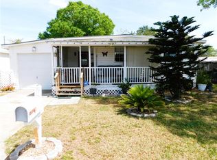 5138 Ava Ct, Zephyrhills, FL 33542