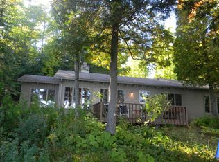 6052 Lakeshore Rd, Sturgeon Bay, WI 54235
