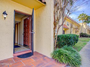 6616 E La Mirada Dr #4, Jacksonville, FL 32217