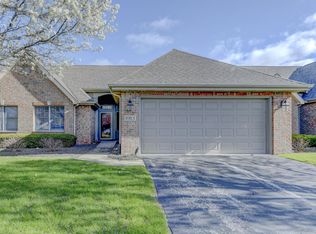 1913 Windfield Dr, Munster, IN
