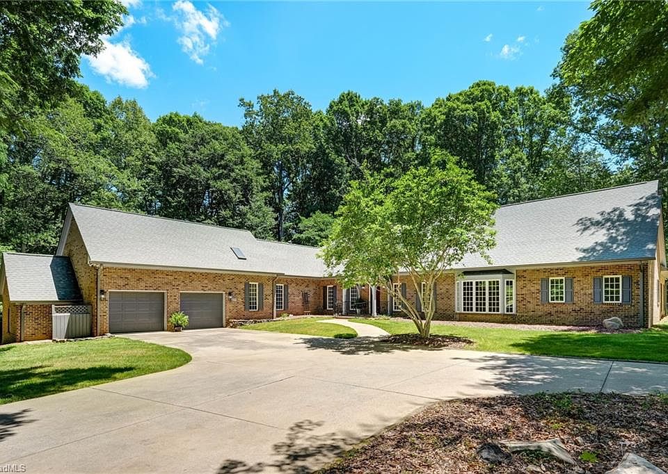 1st image of 231 River Ridge Rd