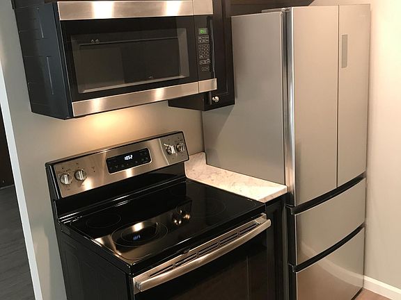 5th image of 2215 Salvador St APT 12