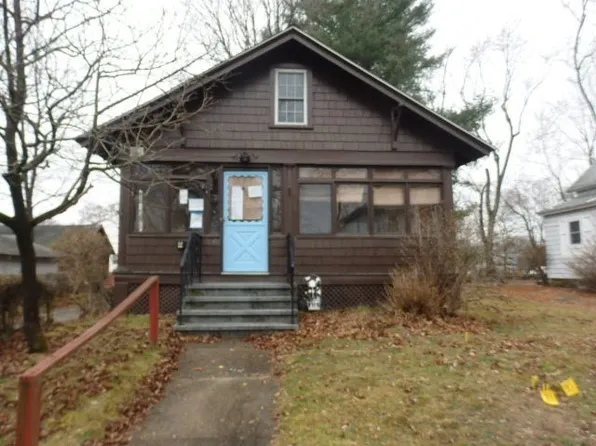 6 Stillman St, Framingham, MA 01702