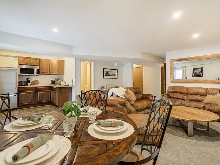 Popes Valley Dr — Photo 43