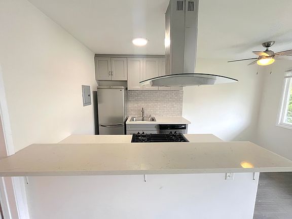 5th image of 1521 12th St APT 7
