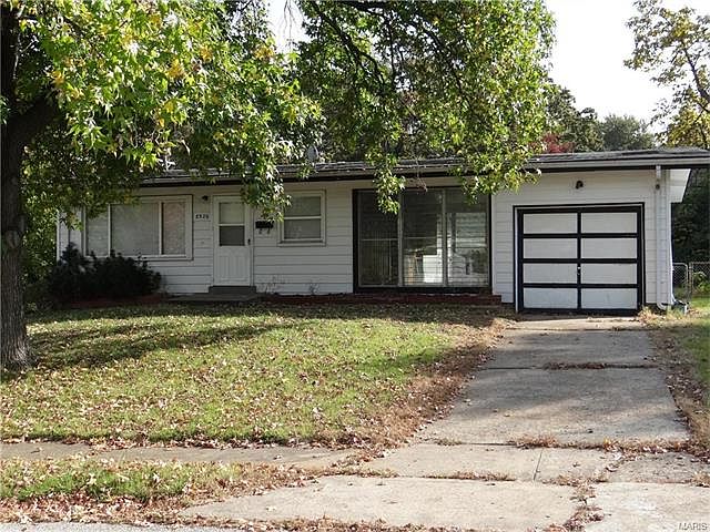 1st image of 8926 Dever Dr