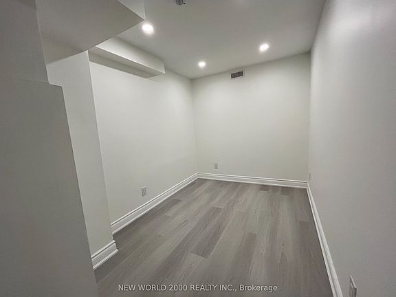 5th image of 4718 Centretown Way #Basement