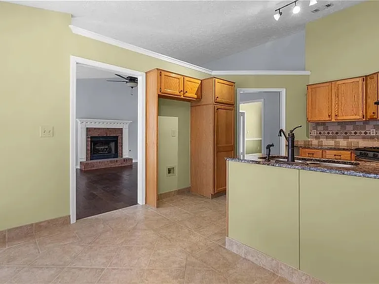 760 Trellis Pond Ct #4 — Photo 19