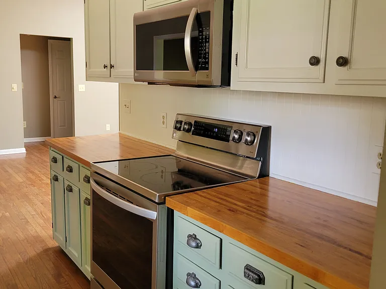 110 Hilton Ln — Photo 11