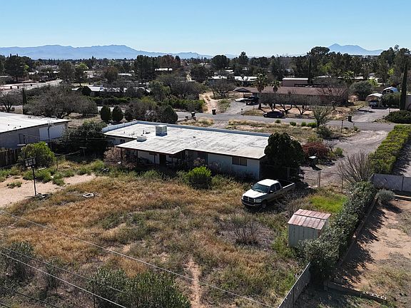 4th image of 932 CACTUS WREN Lane