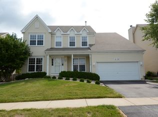 N737 Fieldstone Ln, Geneva, IL 60134