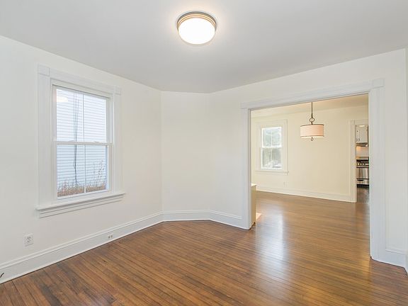 4th image of 18 Montague Pl
