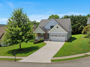 7311 Liberty Station Ln, Knoxville, TN 37920