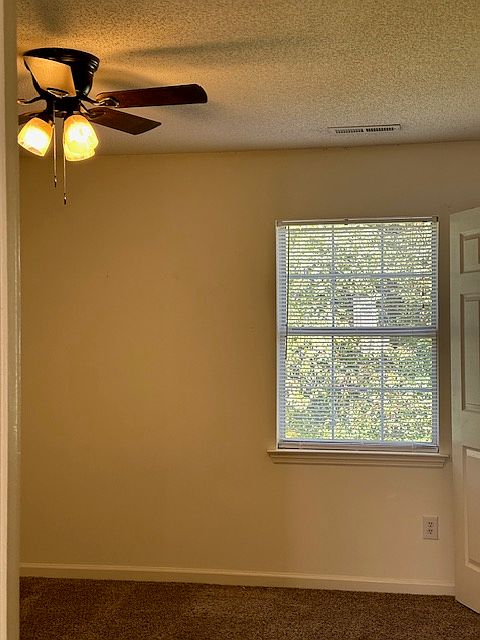2nd image of 45 Stratos Ln