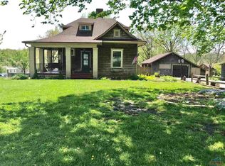 646 E Lacy St, Marshall, MO 65340