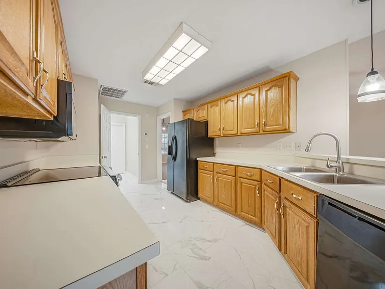 1535 Breamstone Rdg — Photo 49