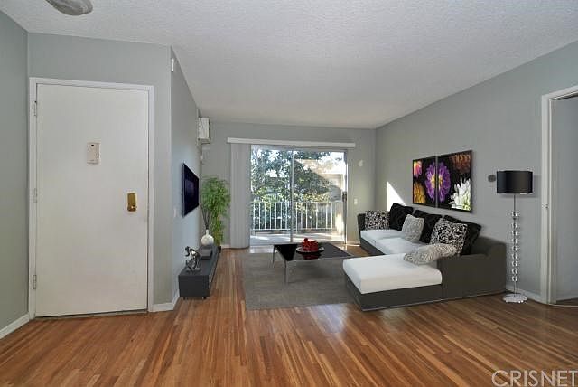 1st image of 1901 Peyton Ave APT U