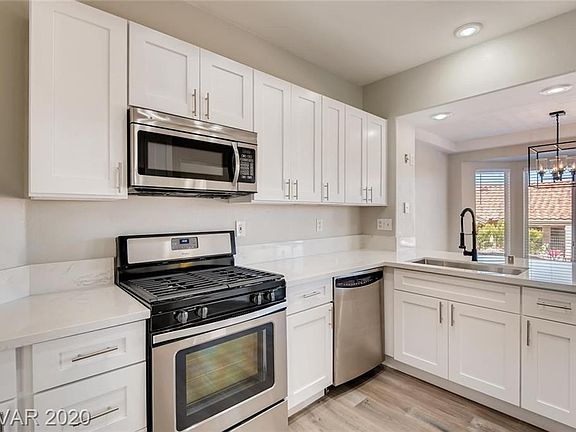 4th image of 10328 Marymont Pl